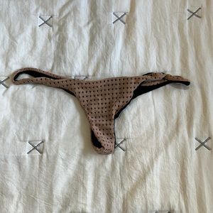 Small mesh acacia bottoms
